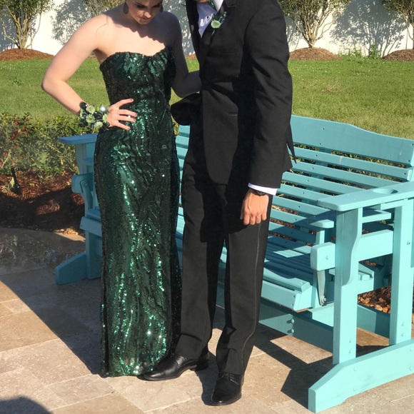 Prom Dress - Picture 1 of 4